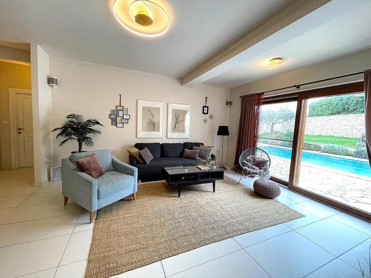 Villas Adagio Rojnici Bagian luar foto